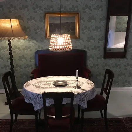 Farm61 Badehotellet I Det Midtjydske - Alder +18 Ar